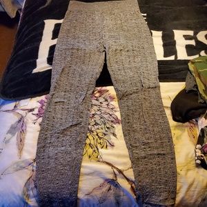 Gray knit leggings